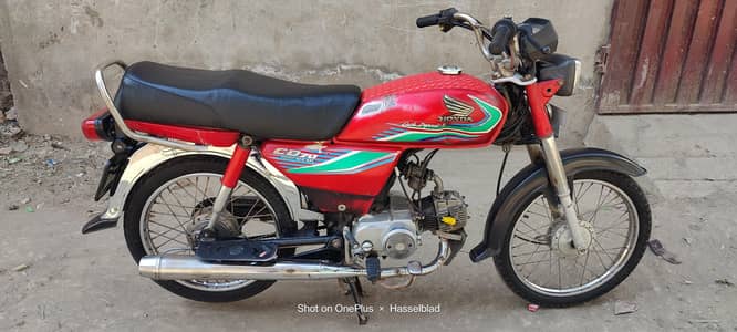 HONDA CD70 17M