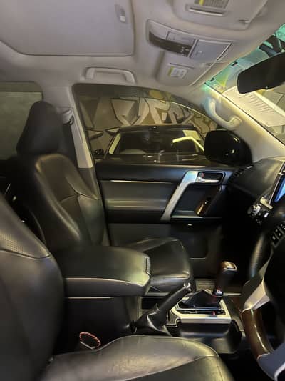 Prado like Show room condition