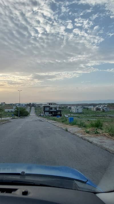 Investor Price Developed Plot Level & Solid Land