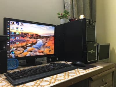 MONITOR AND PC FOR GAMING AND WORK USE