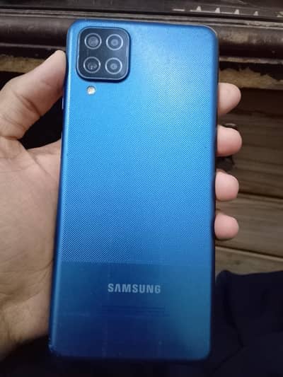 Samsung A12