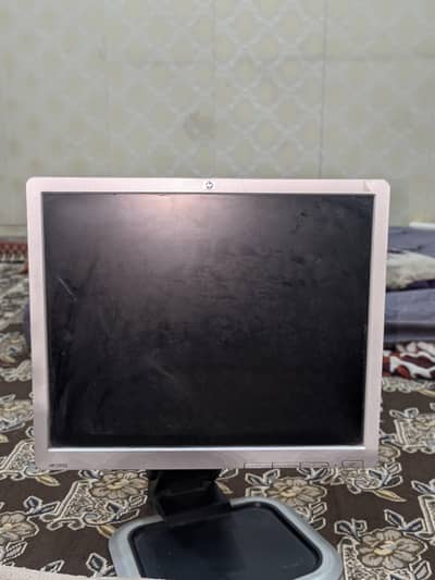 Lg ka monitor (LCD) HA . condition 10/9 bss pannel ma lines ha .