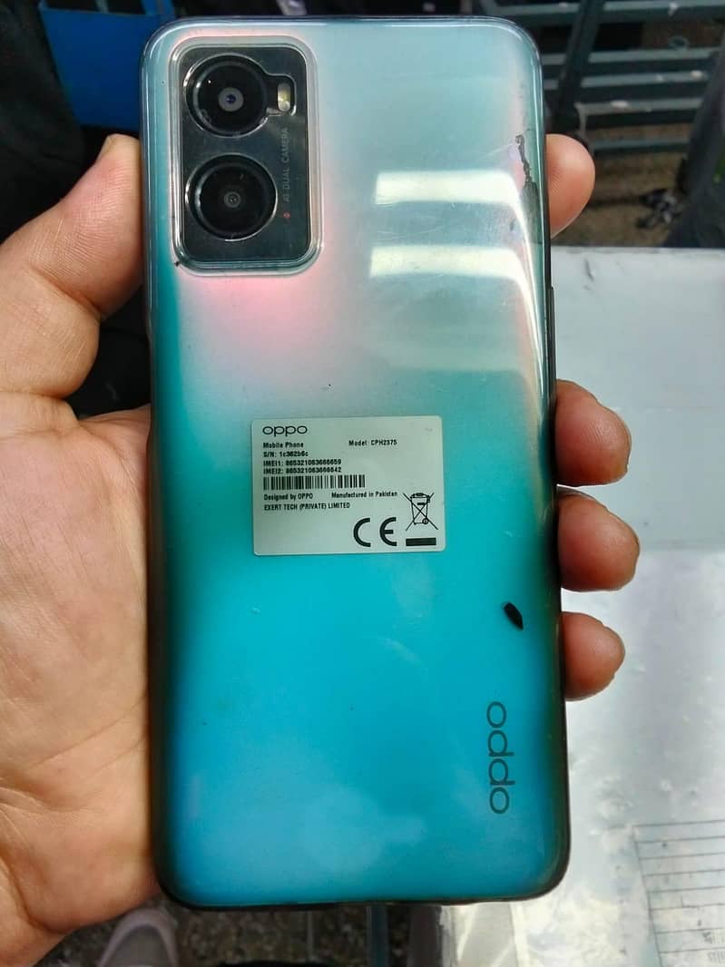 oppoA76 1