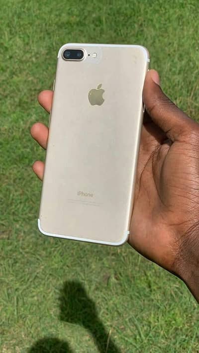 iphone 7 plus 128 GB my WhatsApp number 0329-26-68-929