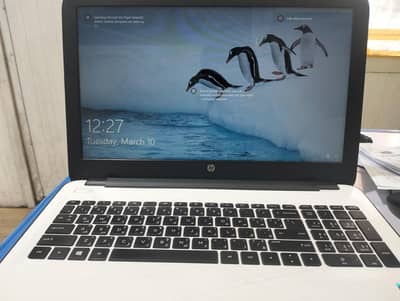 HP NoteBook i7-6th gen