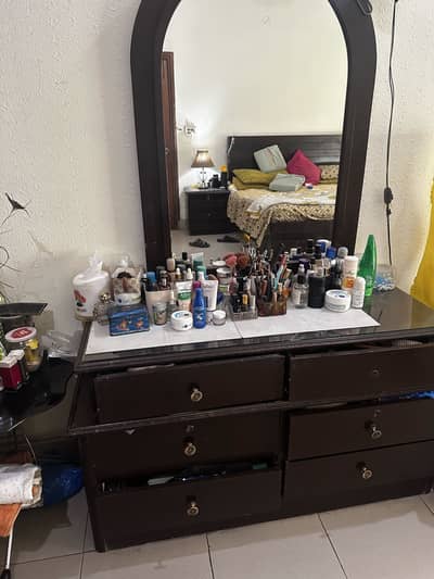 Pure wooden Dresser 6 drawer urgent ready to sale