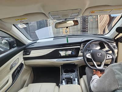 Oshan x7 Seven Seater  Space grey