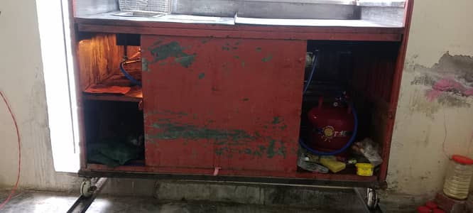 Shawrama Counter with Fryers