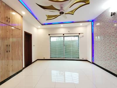 10 Marla Ground Portion for Rent Bahria Town Phase 8