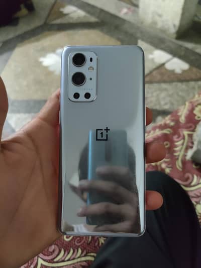 One plus 9pro 8/128 gb