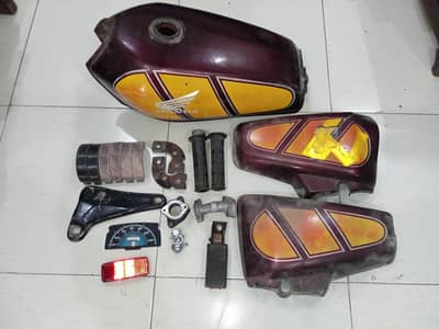 Honda Cg125 Tanki Side Cover And Parts