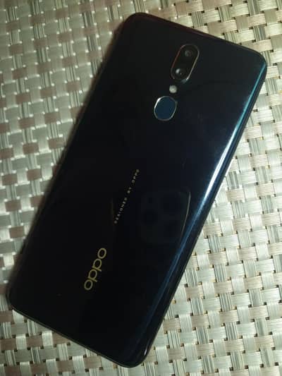 oppo f 11 mint condition