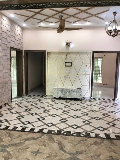 5 Marla Like New house For Sale In Bahria Town Lahore