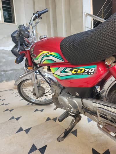 Honda CD 70 2023