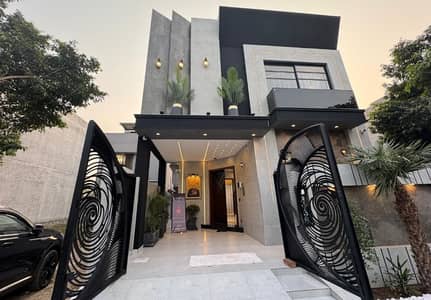 5 Marla Lavish Bungalow For Rent In DHA Phase 9 Town Lahore