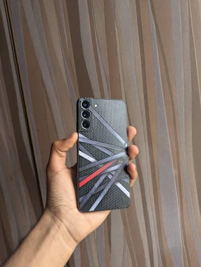 Samsung s22 plus (120 fps)