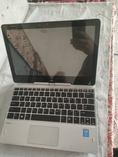 Hp laptop for salle good condition 10/9