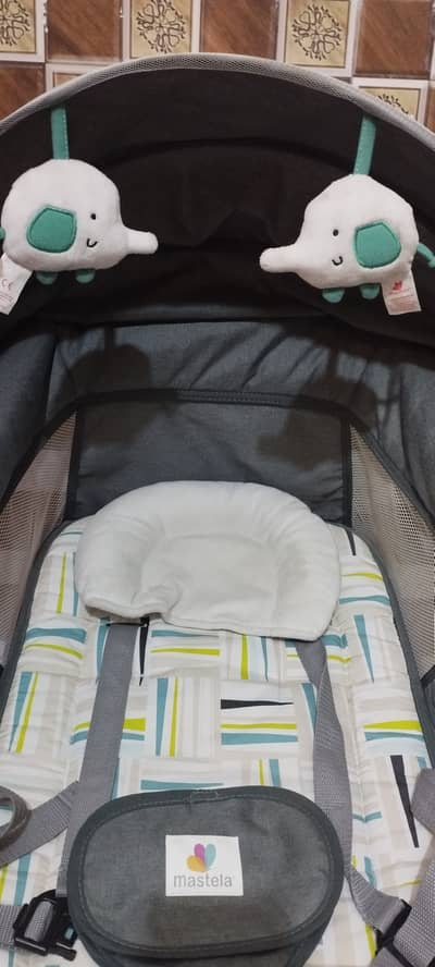 Mastela 3 in 1 Deluxe Multi-Functional Rocker