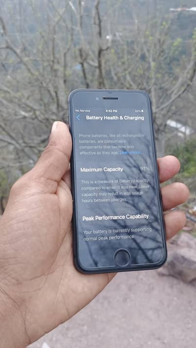 iphone 8 good condition 10/10 original contract 03456581697