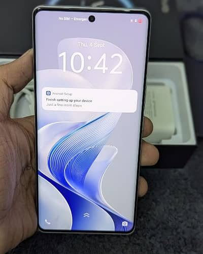 vivo v40 12 GB RAM 256 GB memory 0306/5912/186