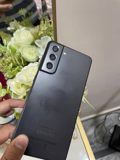 Samsung Mobile S21 FE