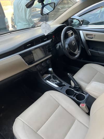 Toyota Corolla Garandae full option full loaded sunroof very excellent