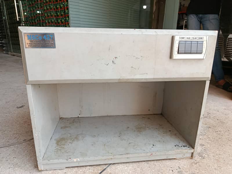 light box for colour checking 0