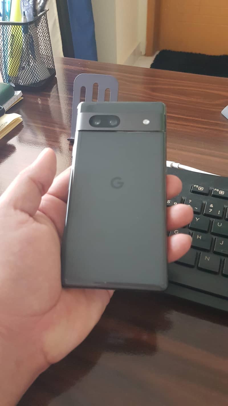 Google Pixel 7A 0