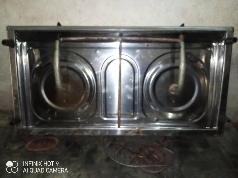 استمال نہیں ہوا اسلیئے زنگ لگا ہے صاف کرنے سے صاف ہو جائے گا۔ 4