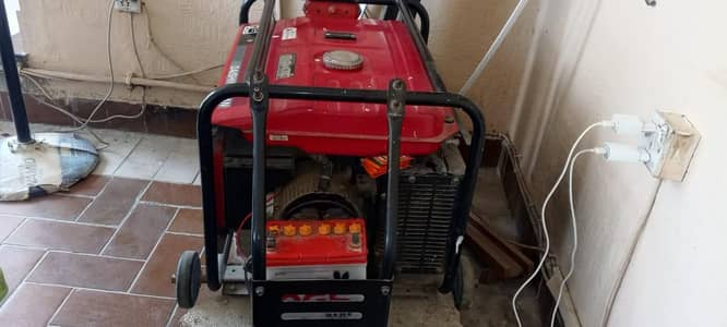 Daishin Japan 7 KW Honda Engine Petrol Generator - Excellent condition