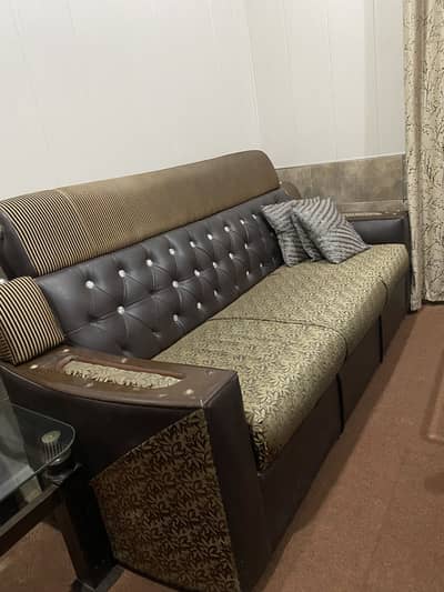 5 seater sofa as new