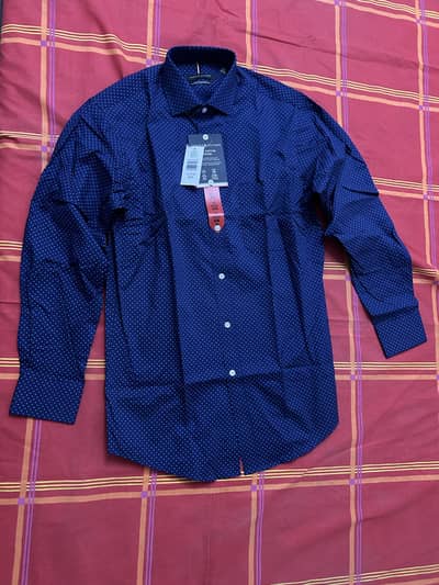 Tommy Hilfiger (men's shirt) New Condition