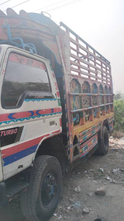 3000cc Mazda 03134334930