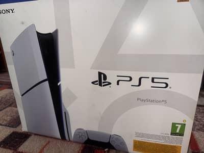 PlayStation 5 (PS5) – Excellent Condition – With Controller 1 TB Disk