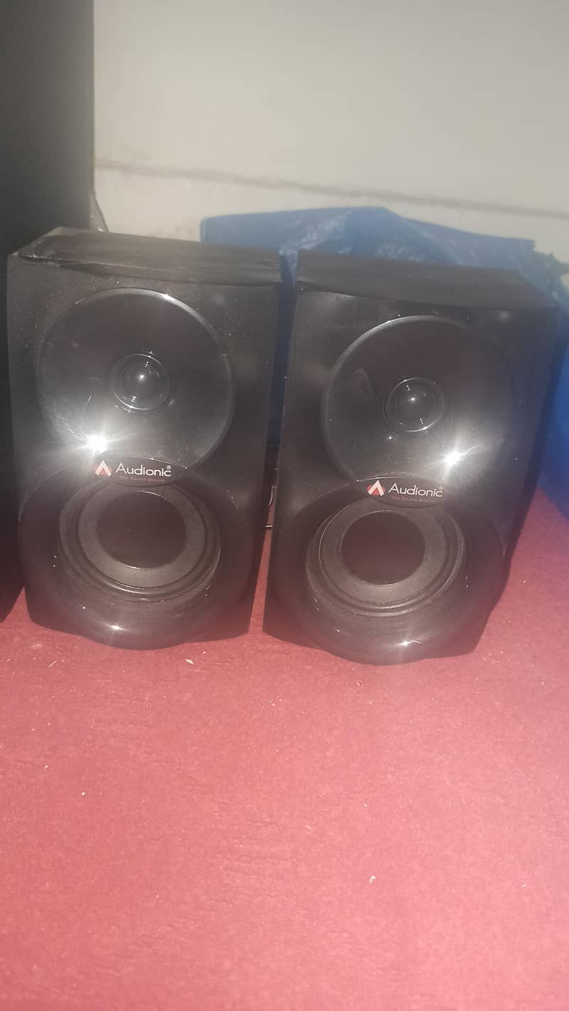 AUDIONIC MEGA50 2