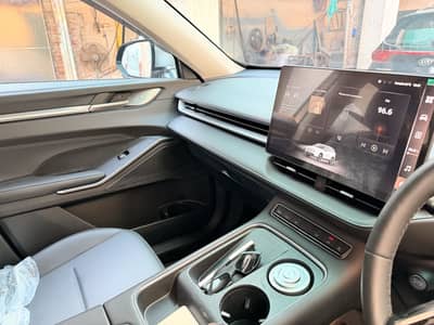 Haval h6 petrol(like new)