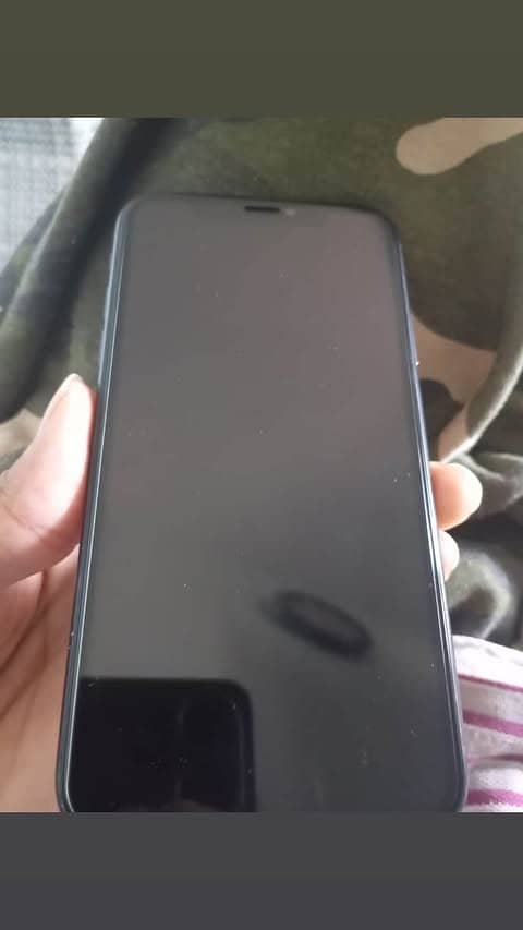 Apple iPhone XR 9/10 condition 1