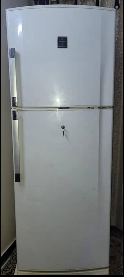 Dawlance fridge 18 cubic feet
