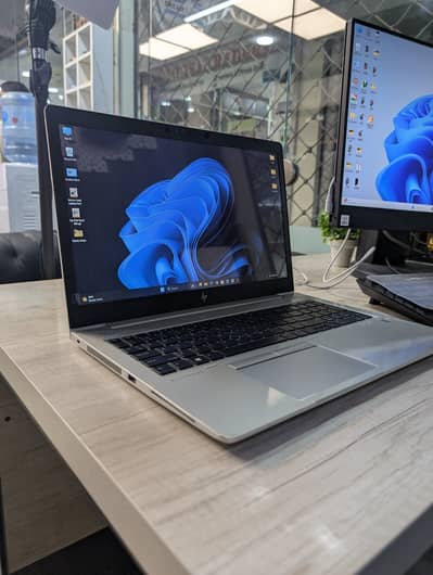 i7 8th Gen | 16GB RAM | 256GB SSD | Touch | 15.6″ FHD