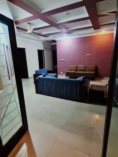 1 Kanal Full House Available For Rent In Main Cantt.
