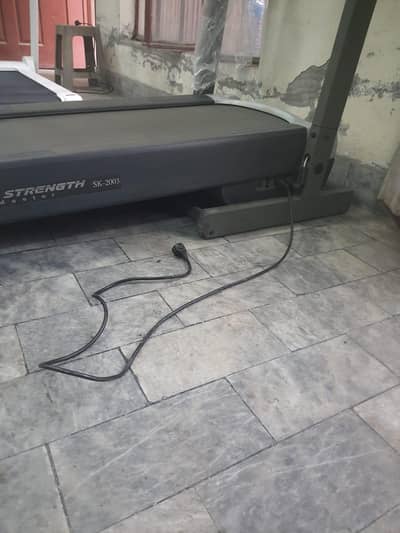 Treadmill / Jogging Machine / Exercise machine / Gym equipment