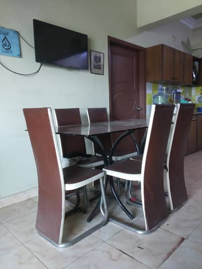 dining table and 6 chairs