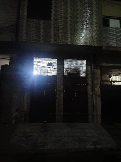 Dhai Marla Beautiful house for sale