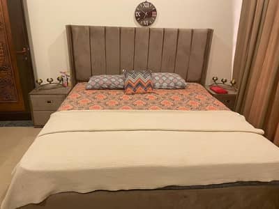 Bed Set (Mattress Included)