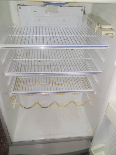 refrigerator condition 7\10