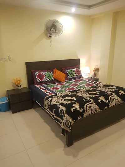 Par Day and short Time full furnish one BeD Room ment Available for rent Bahria Town Phase 6 family apartment