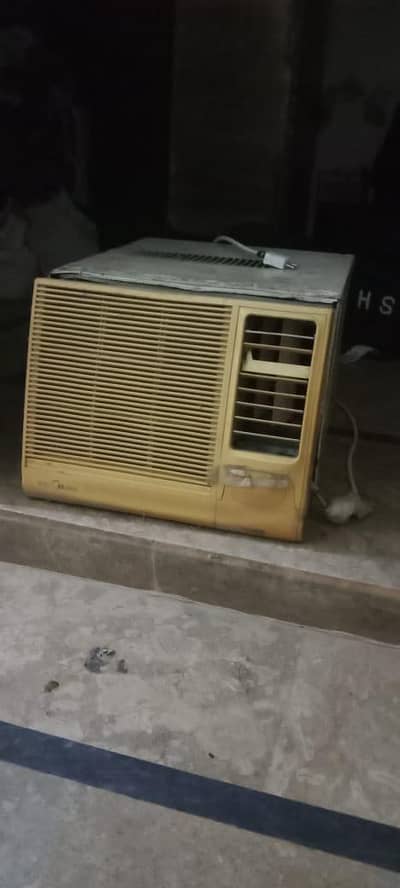 Used Window AC – Fully Working