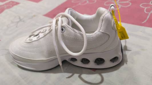 Nike White Mesh Sneakers