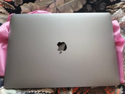 MacBook Pro I9 2019