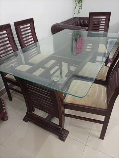 6seater dinning table